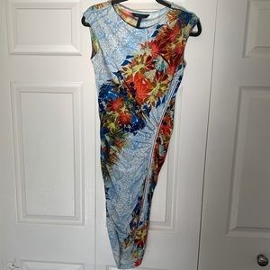 BCBG MaxAzaria Flowered Fitted Dress size Sm